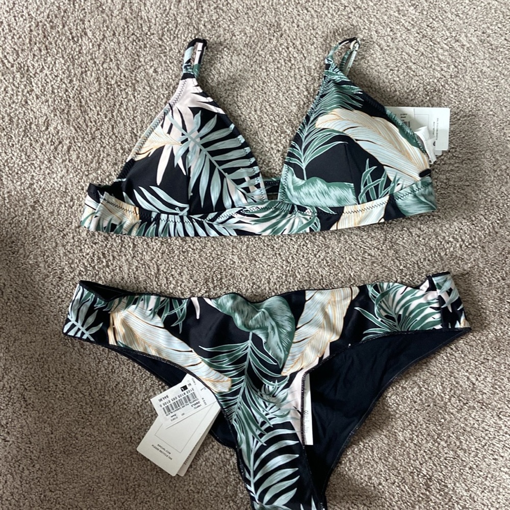 Rip curl Coastal Palms bikini NWT